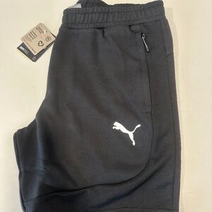 PUMA Evostripe Men's Shorts Black Size XL NWT